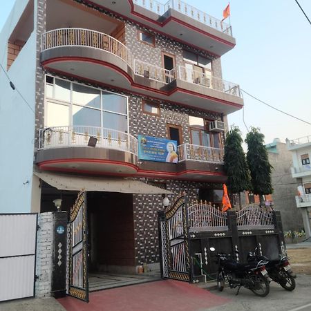 Shri Krishnashrya Seva Sadan Hotel Vrindavan Exterior photo